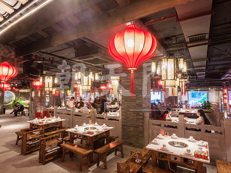 重慶九宮格老火鍋加盟，朝天門有這幾大優(yōu)勢(shì)