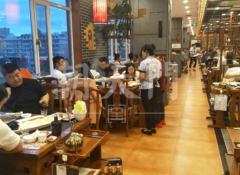 一次性油老火鍋加盟，選對品牌很關(guān)鍵！