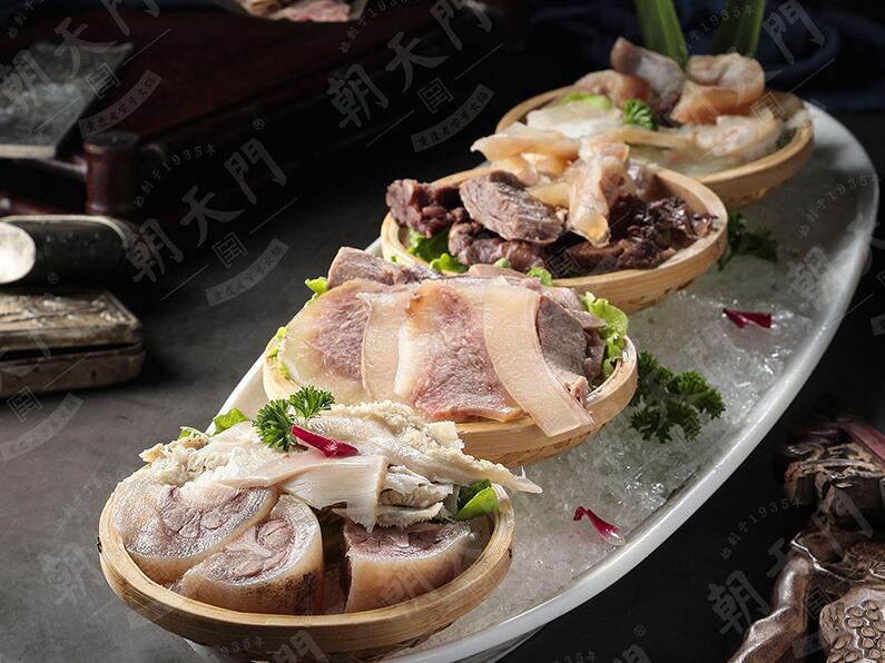 特色火鍋店這樣擺盤，菜品顏值瞬間翻一倍