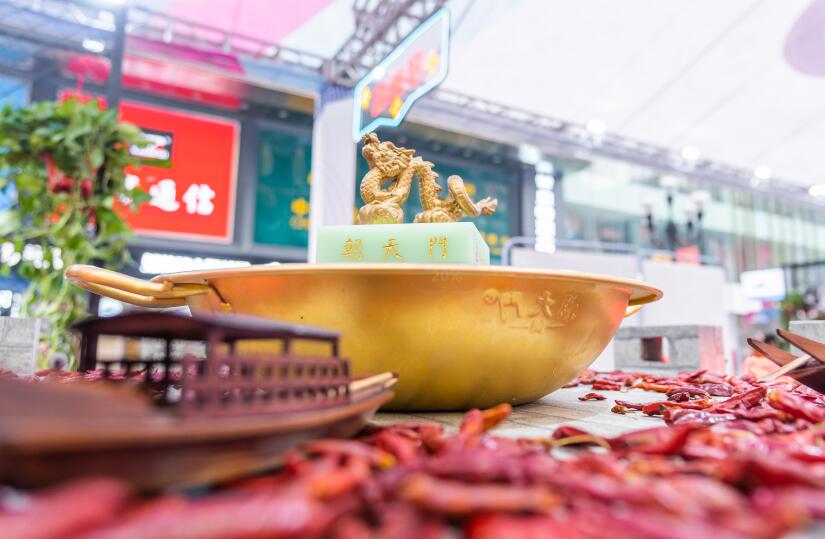 特色火鍋店的裝修應(yīng)遵循哪些原理？