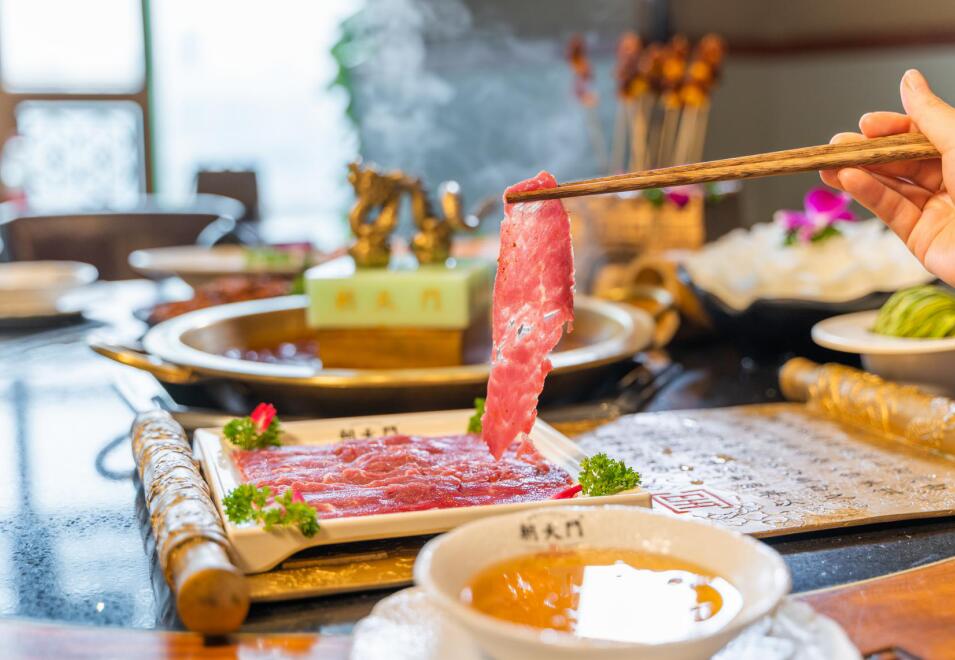 為什么明星都愛開火鍋店？分析利潤后就明白了！