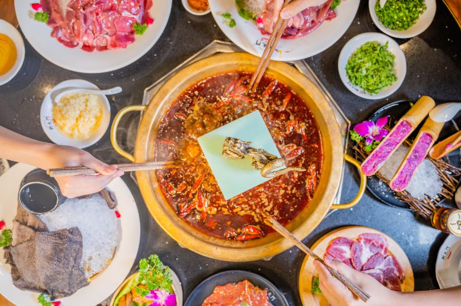 牛年大吉！朝天門火鍋祝大家2021年“?！睔鉀_天