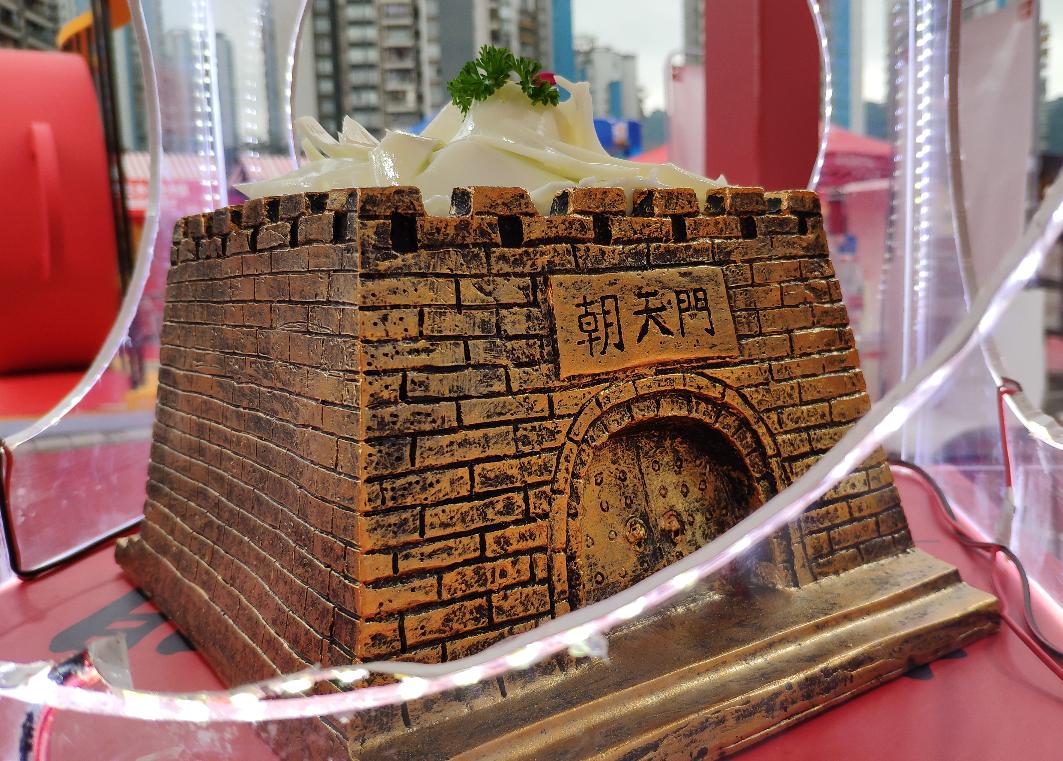 冬季吃什么暖和？鮮香菌湯火鍋滋補(bǔ)身心！