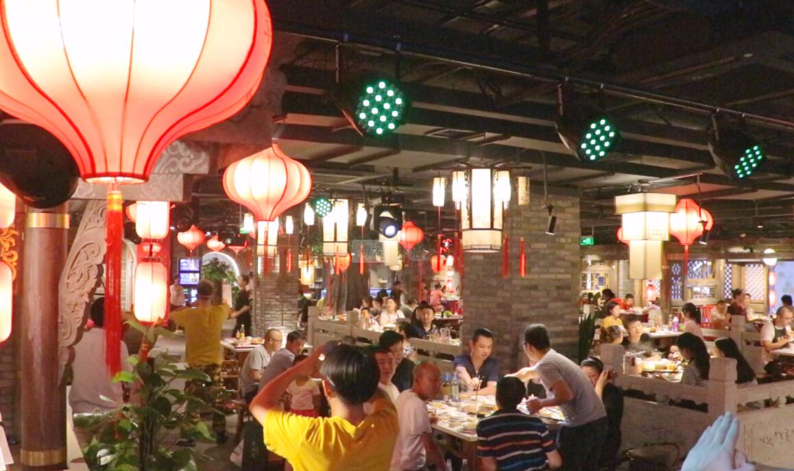 重慶火鍋加盟店，秋冬推薦菜品，生意全靠它！